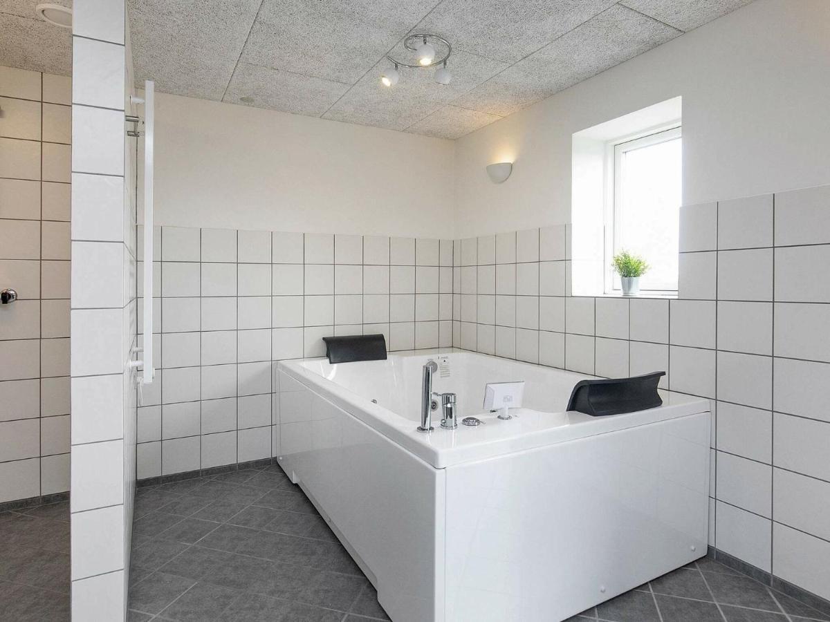 14 Person Holiday Home In R Sk Bing Ærøskøbing Eksteriør billede